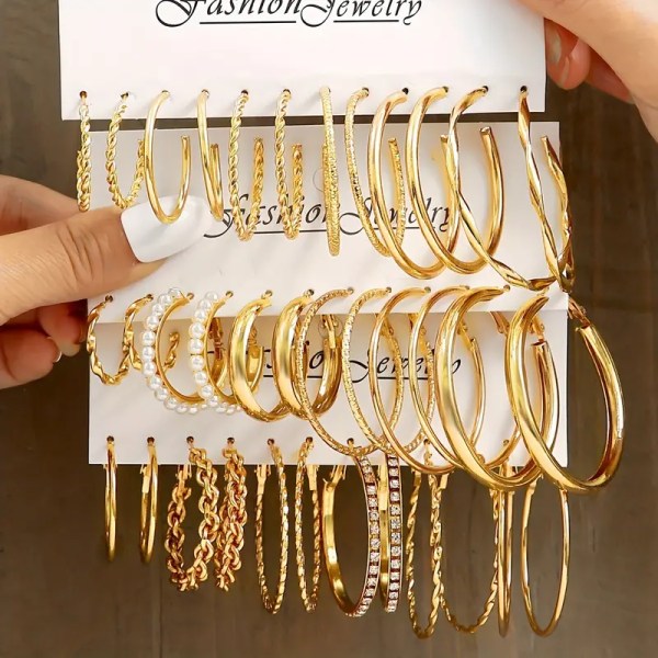 18 Pairs Golden Hoop Earrings